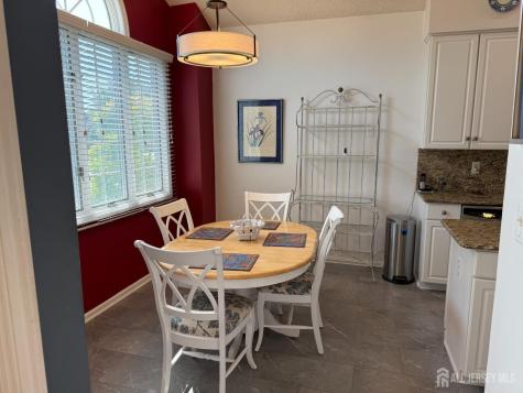 8 Wakefield Court Monroe NJ 08831