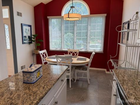 8 Wakefield Court Monroe NJ 08831