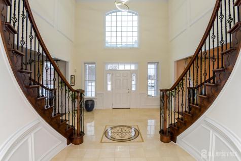 10 Raker Court Hillsborough NJ 08844