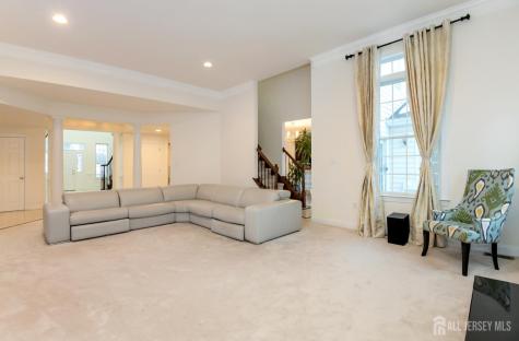 10 Raker Court Hillsborough NJ 08844