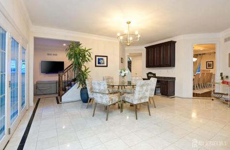 10 Raker Court Hillsborough NJ 08844