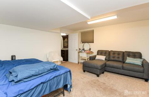 10 Raker Court Hillsborough NJ 08844