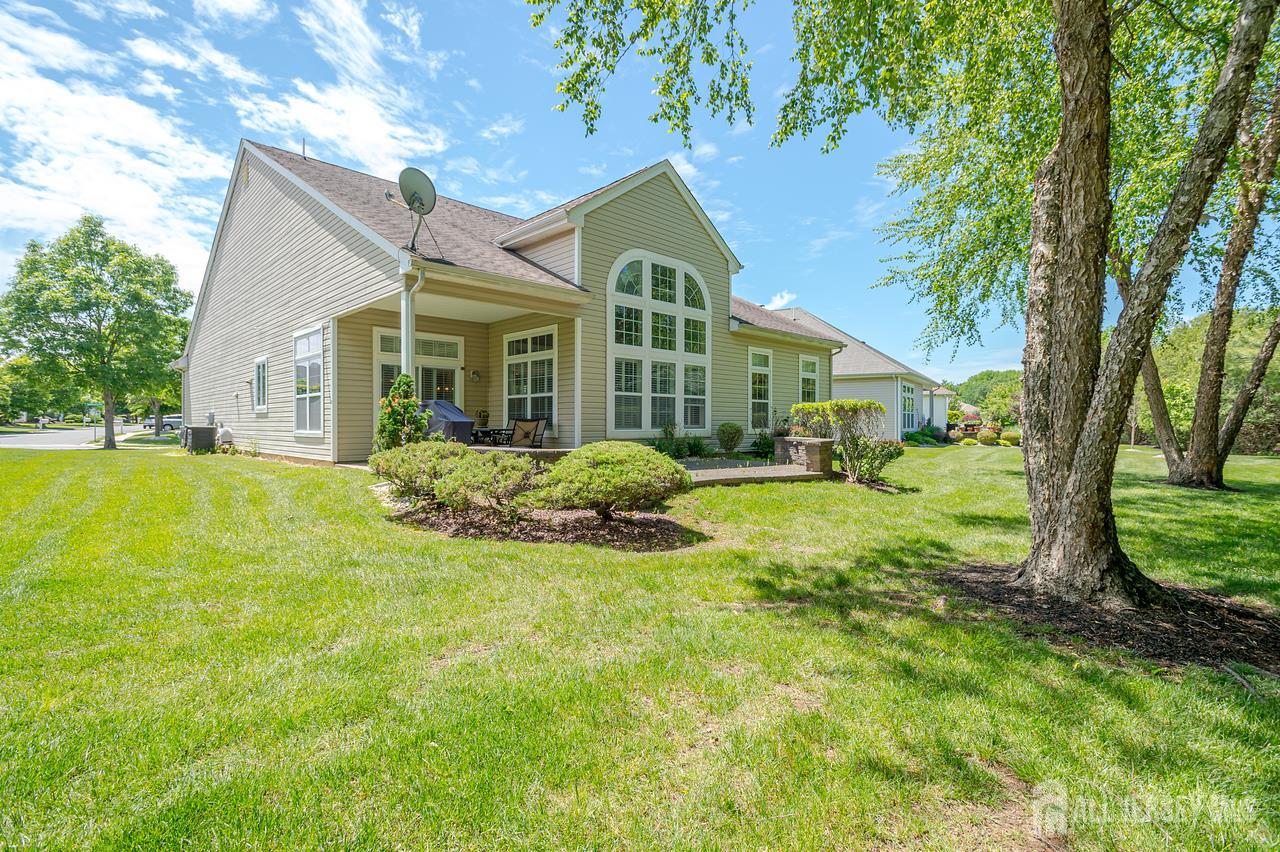 9 Monarch Road Monroe NJ 08831