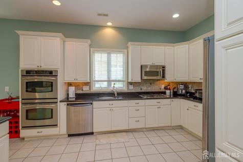 9 Monarch Road Monroe NJ 08831