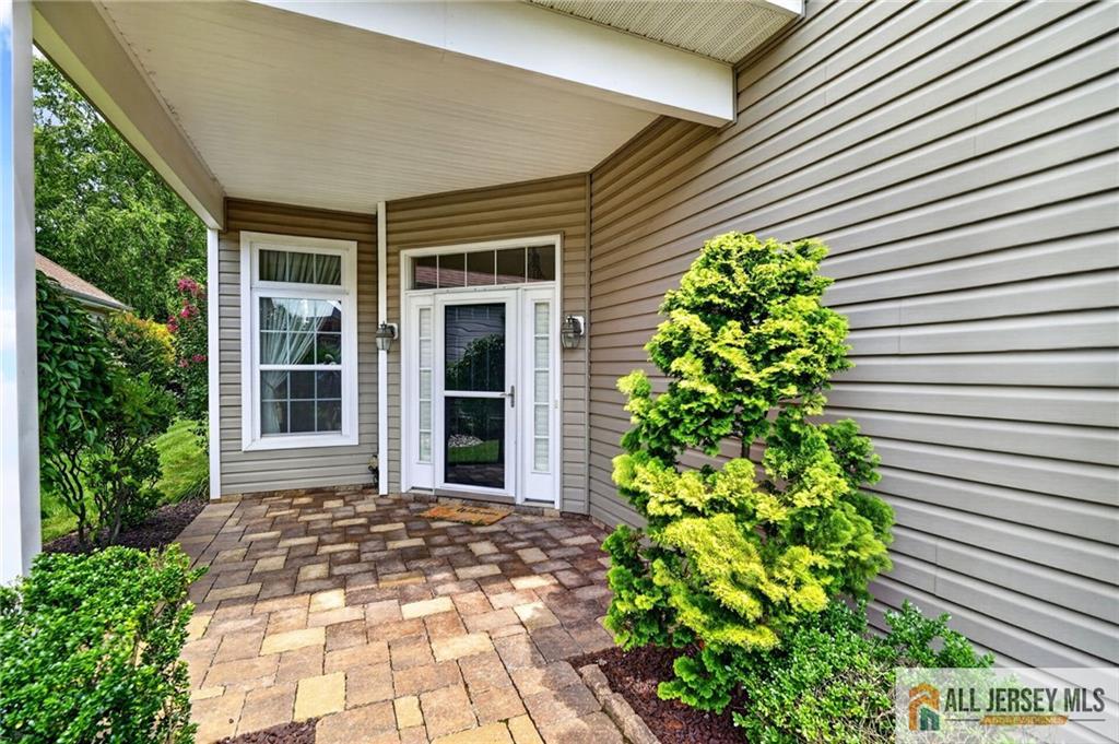 15 Monarch Road Monroe NJ 08831