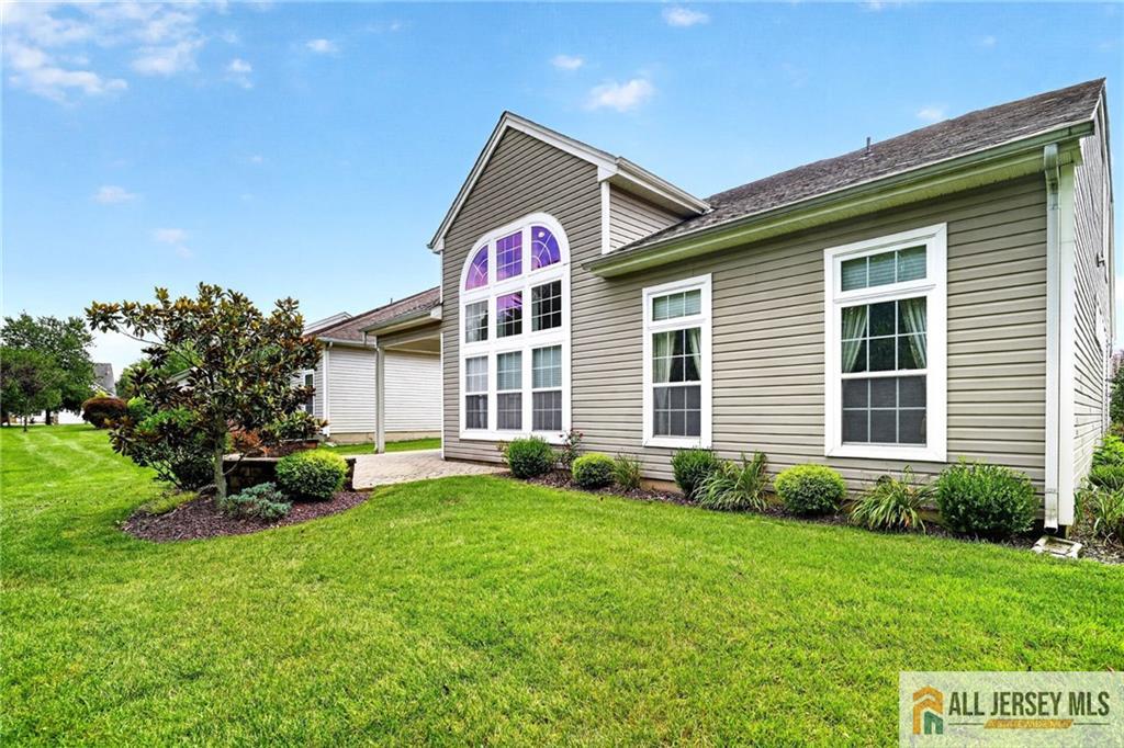 15 Monarch Road Monroe NJ 08831