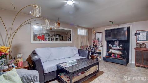 39 Joyce Place Sayreville NJ 08859