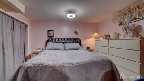 39 Joyce Place Sayreville NJ 08859