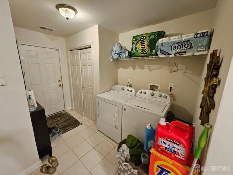12 Jensen Court Old Bridge NJ 08857