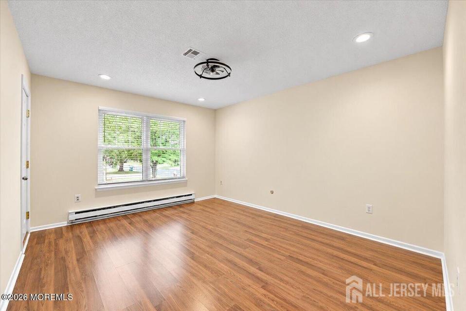 375-C Duranta Plaza Monroe NJ 08831