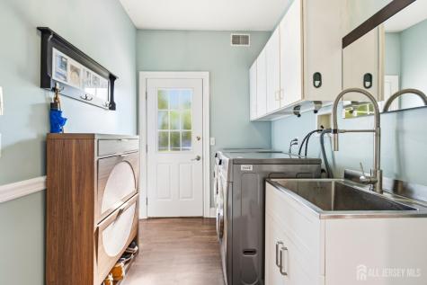 861 Garfield Avenue Bridgewater NJ 08807