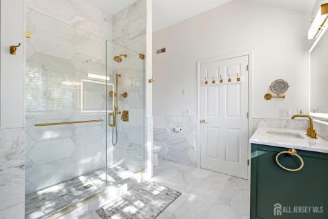 861 Garfield Avenue Bridgewater NJ 08807