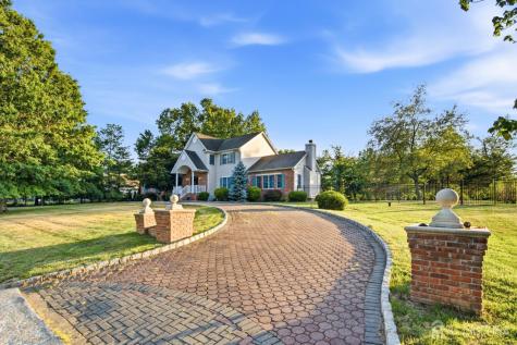 861 Garfield Avenue Bridgewater NJ 08807