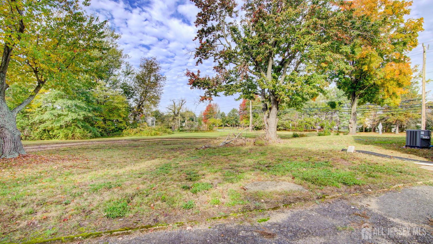 57 State Rte 33 Highway Manalapan NJ 07726