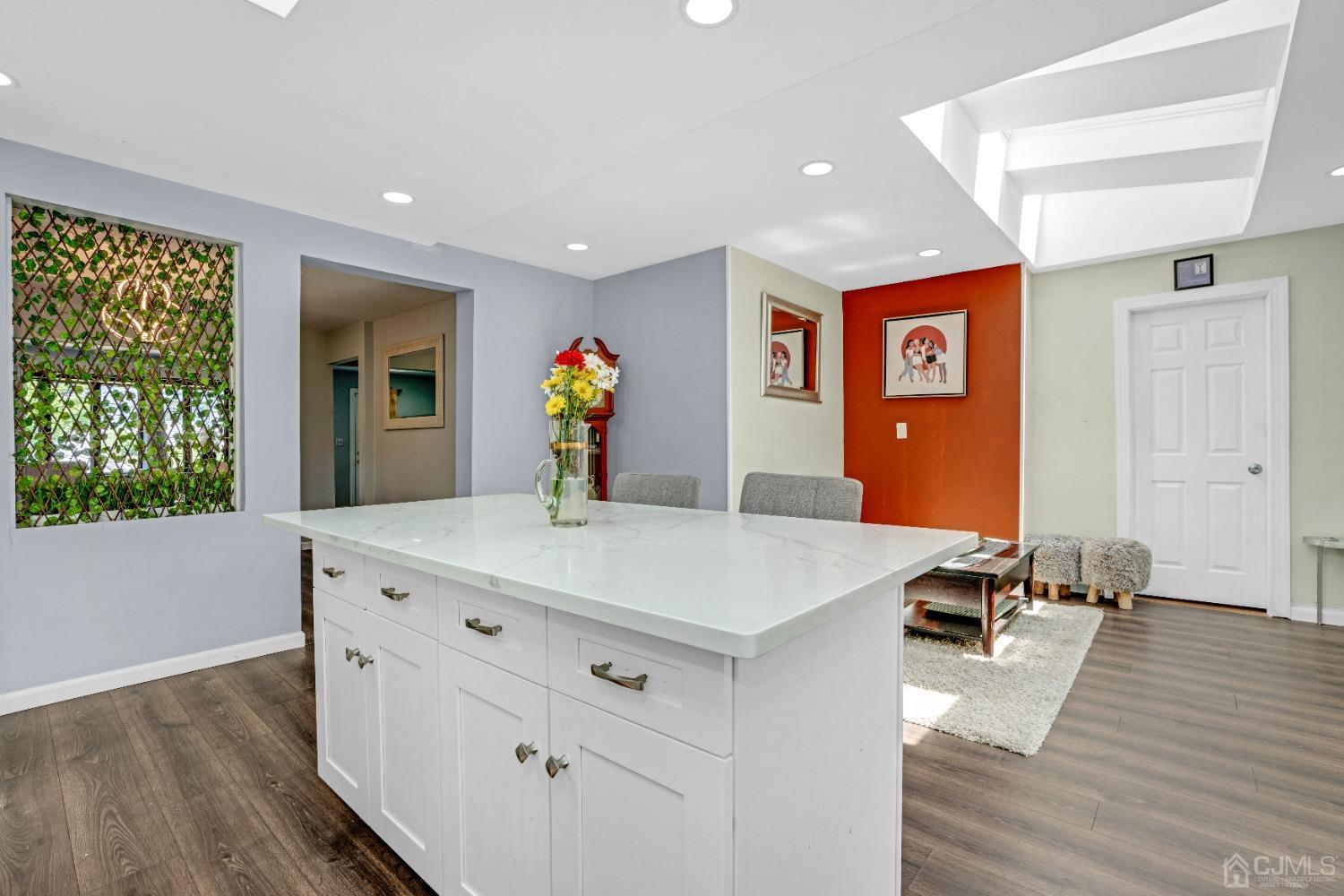 19 Kiva Street Iselin NJ 08830
