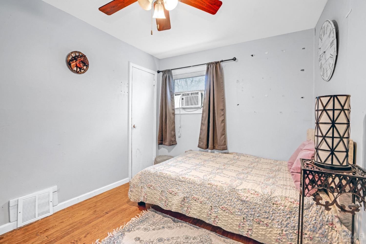 19 Kiva Street Iselin NJ 08830