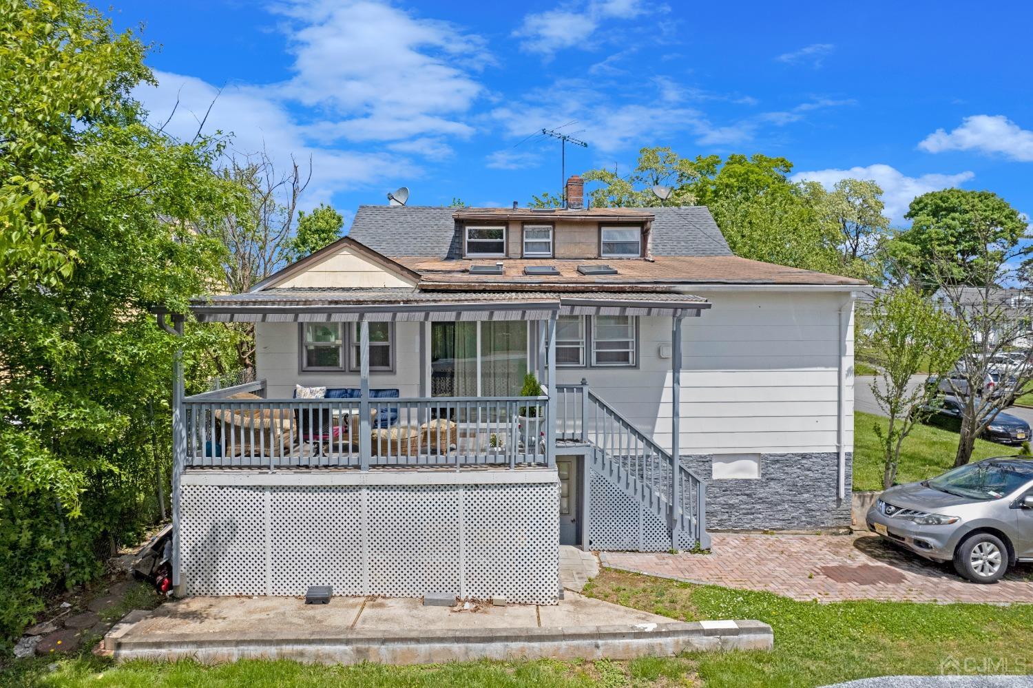19 Kiva Street Iselin NJ 08830