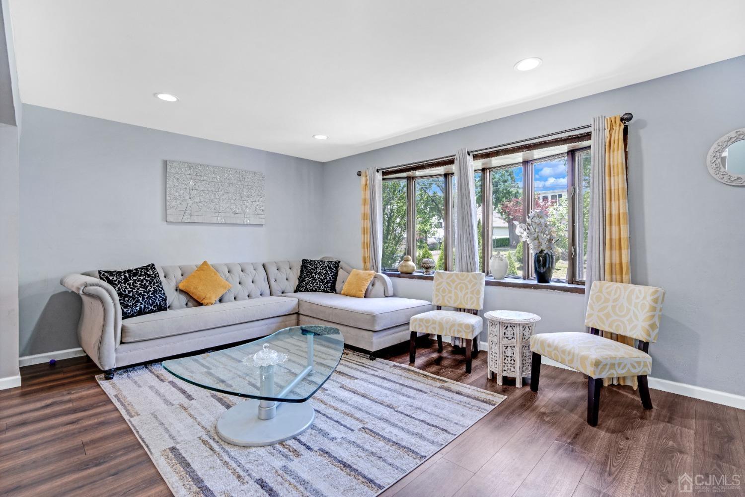 19 Kiva Street Iselin NJ 08830