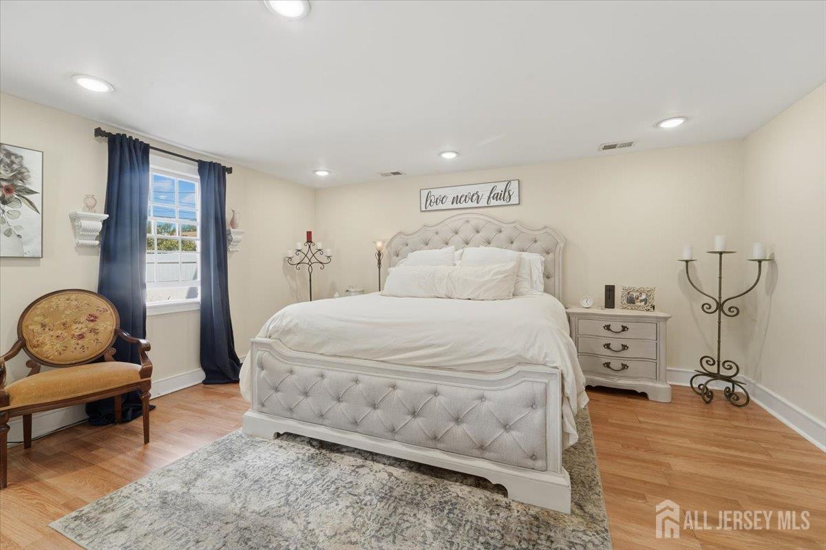 105 Osceola Avenue Middlesex NJ 08846