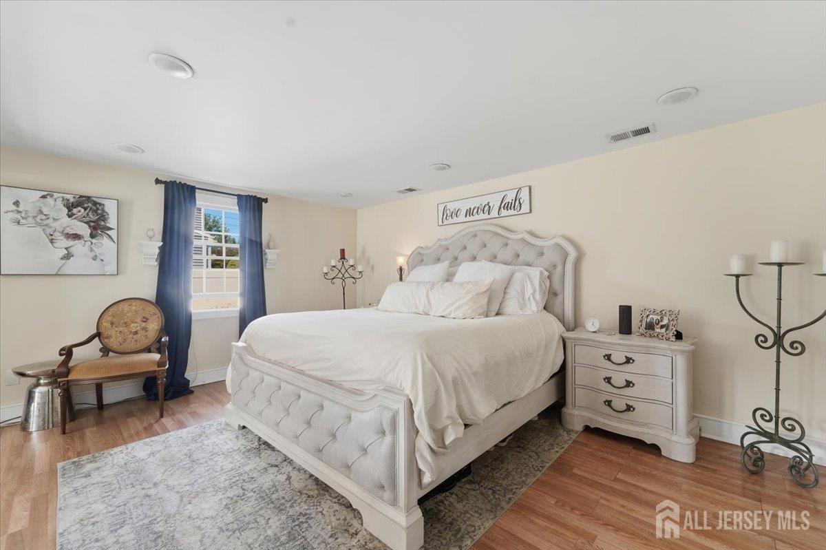 105 Osceola Avenue Middlesex NJ 08846
