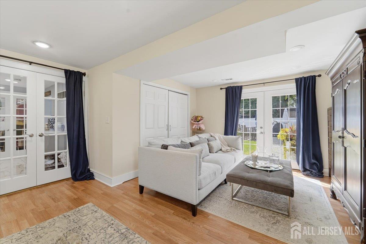105 Osceola Avenue Middlesex NJ 08846