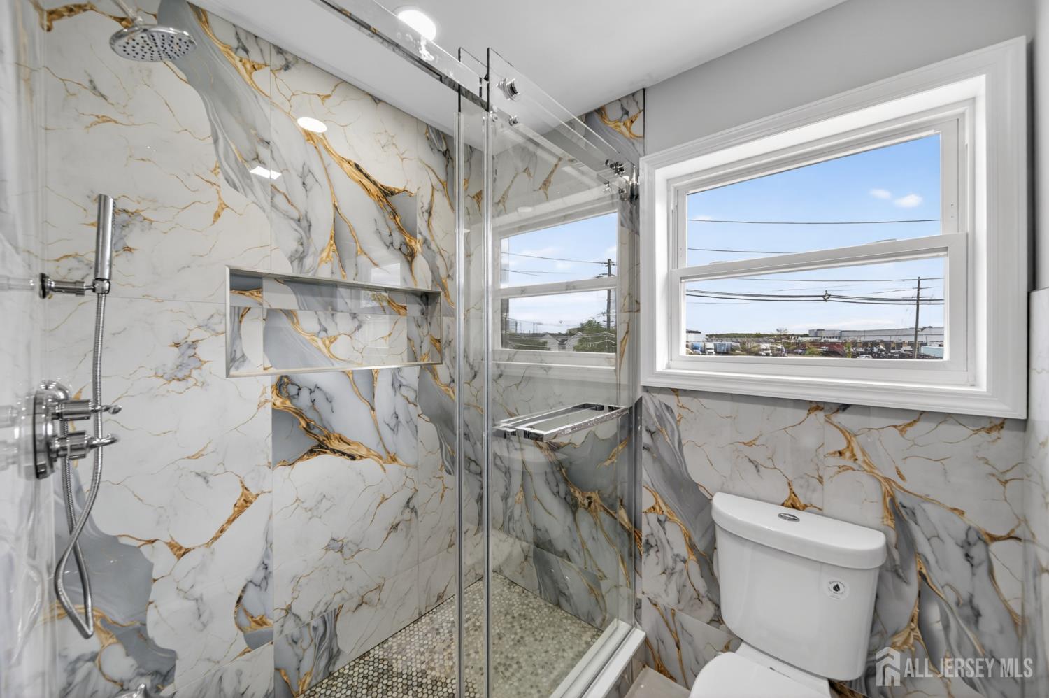 14 Hudson Street Carteret NJ 07008