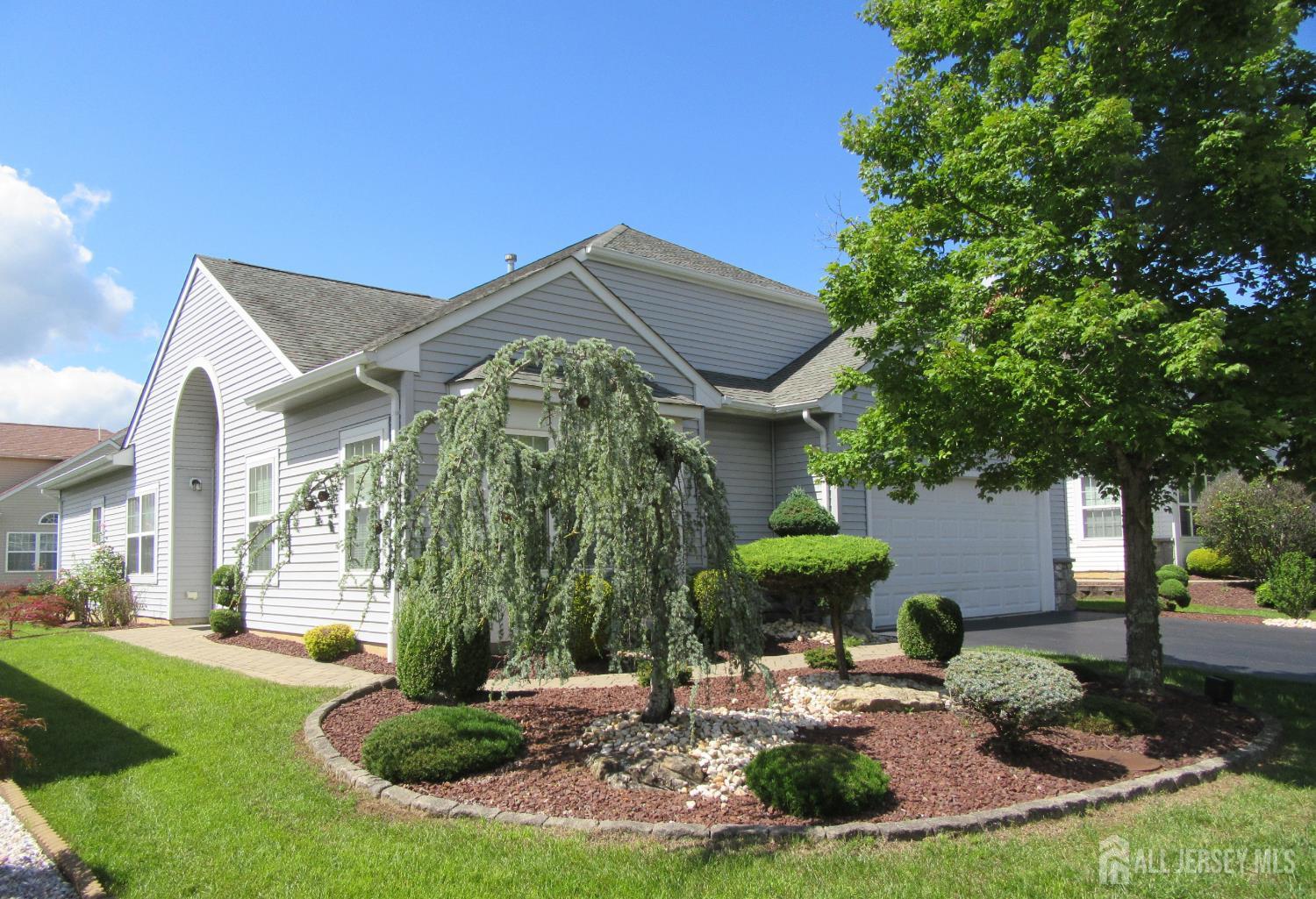 308 Valencia Drive Monroe NJ 08831