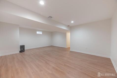 1758 S 2nd Street Piscataway NJ 08854