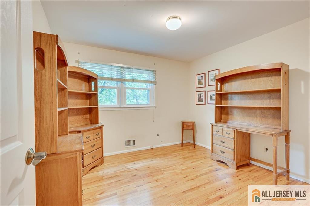 23 Oakey Drive South Brunswick NJ 08824
