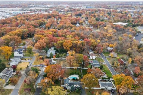 6 Milton Avenue East Brunswick NJ 08816