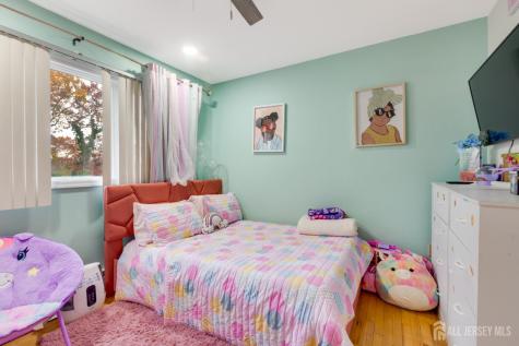6 Milton Avenue East Brunswick NJ 08816