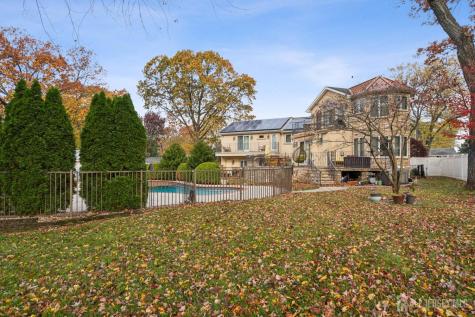 6 Milton Avenue East Brunswick NJ 08816