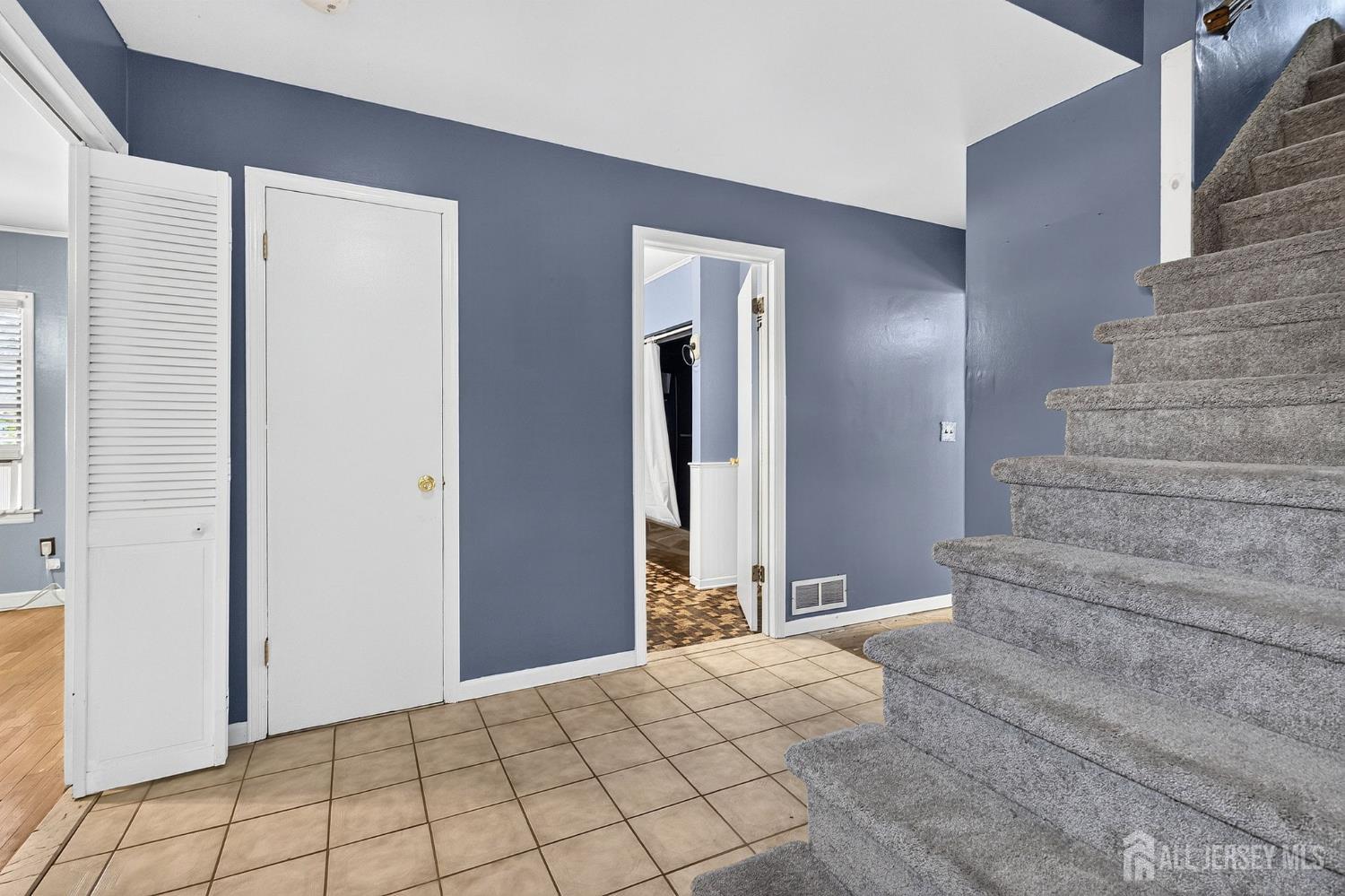 510 Cook Avenue Middlesex NJ 08846