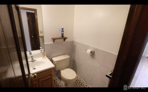 3 Jefferson Drive Spotswood NJ 08884