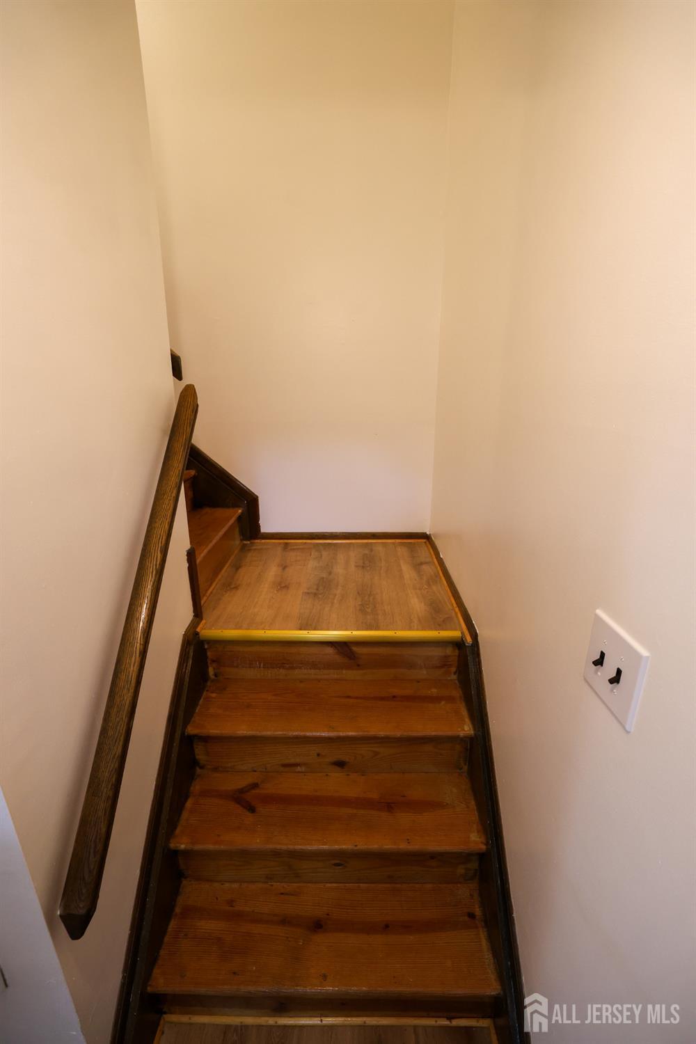 3 Jefferson Drive Spotswood NJ 08884