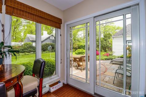 7 Crest Road New Brunswick NJ 08901