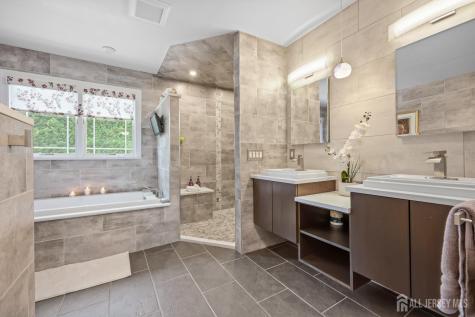 93 David Street South River NJ 08882