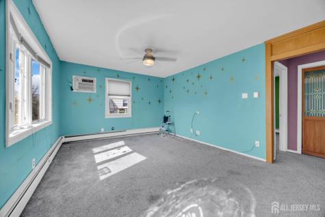 17 Hillcrest Avenue Edison NJ 08817