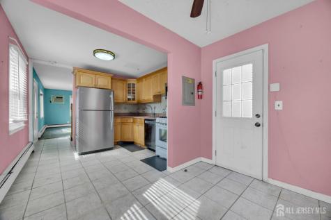 17 Hillcrest Avenue Edison NJ 08817