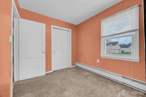 17 Hillcrest Avenue Edison NJ 08817