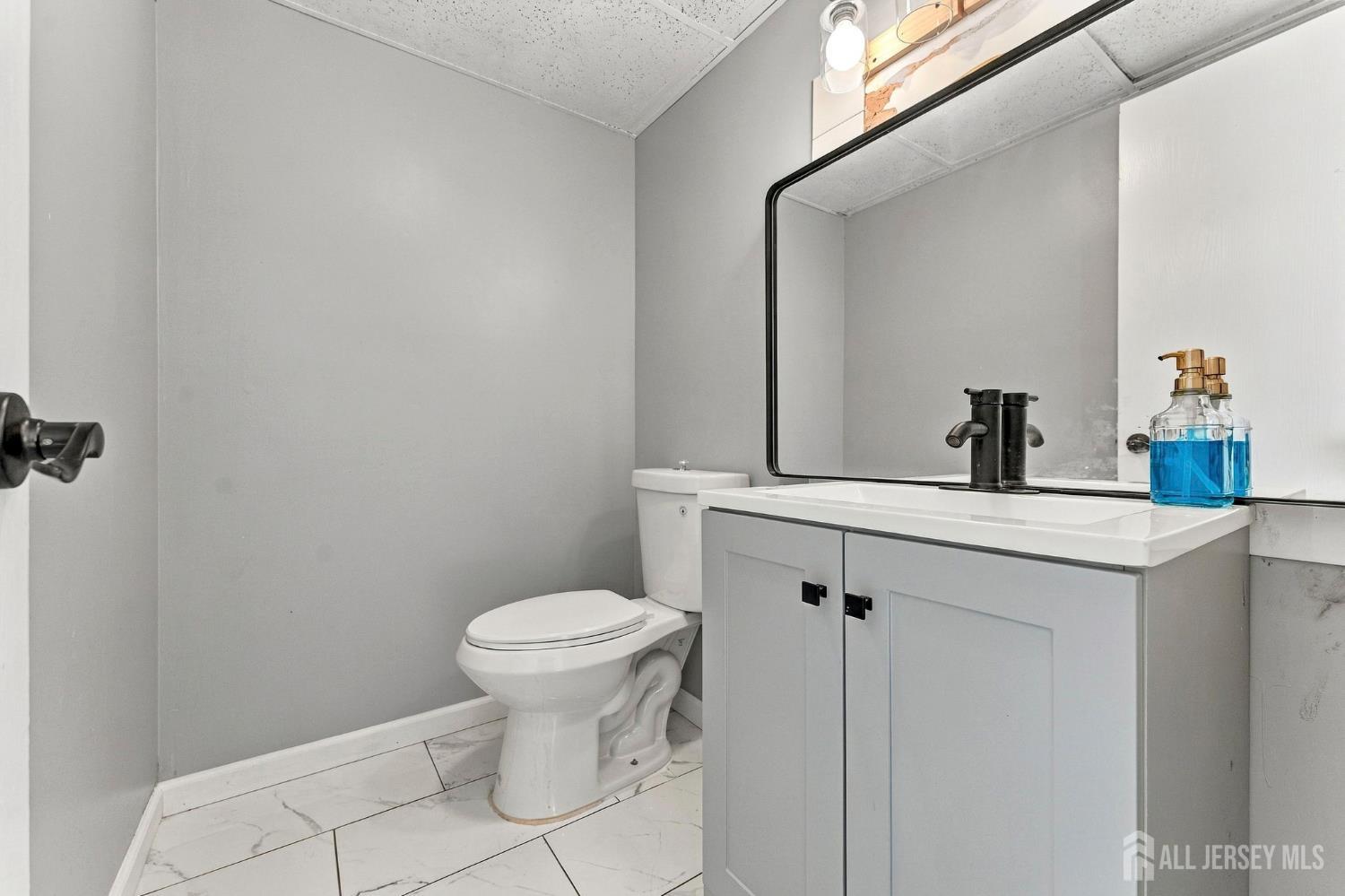 129 Fulton Court New Brunswick NJ 08901