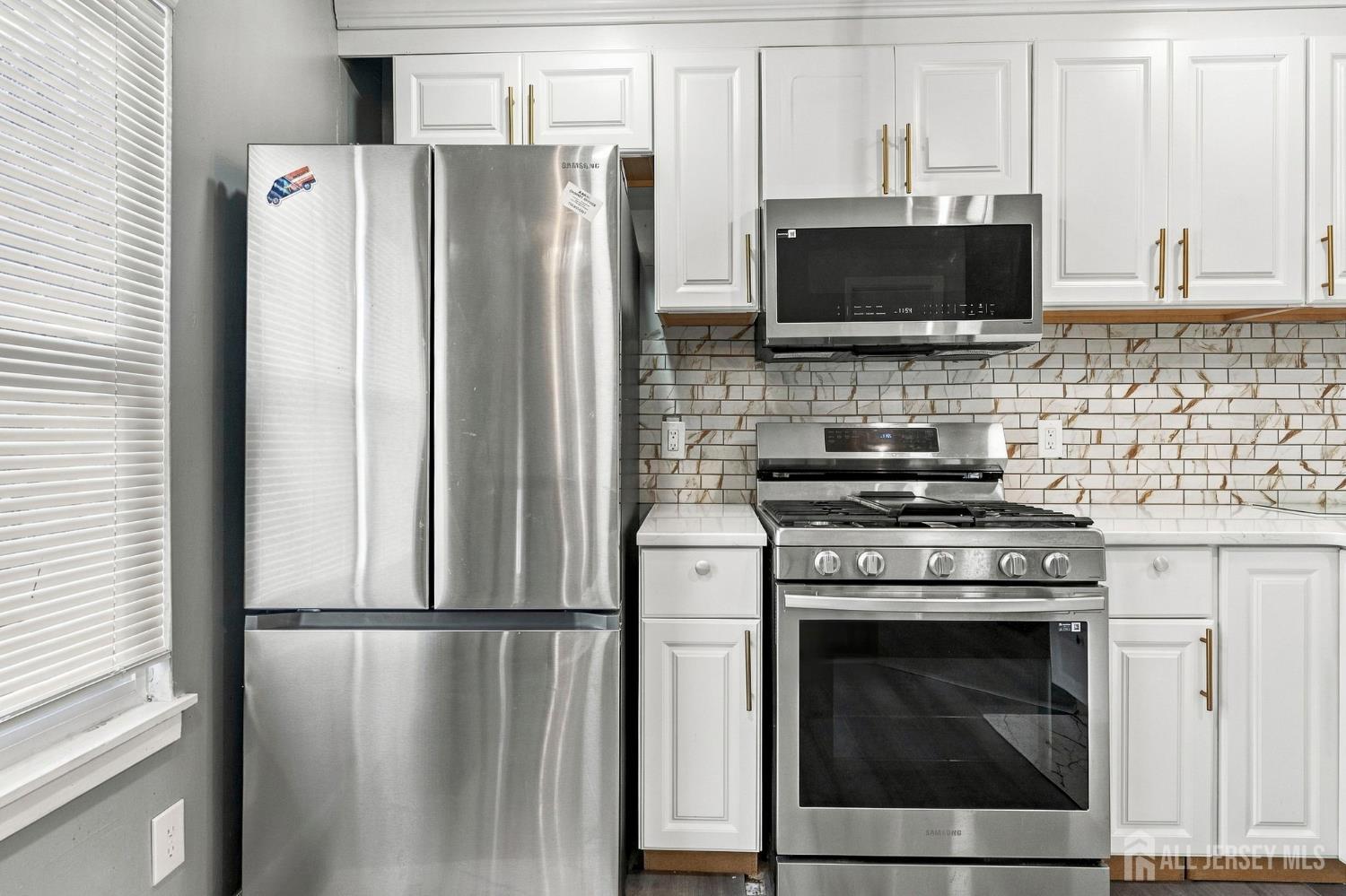 129 Fulton Court New Brunswick NJ 08901