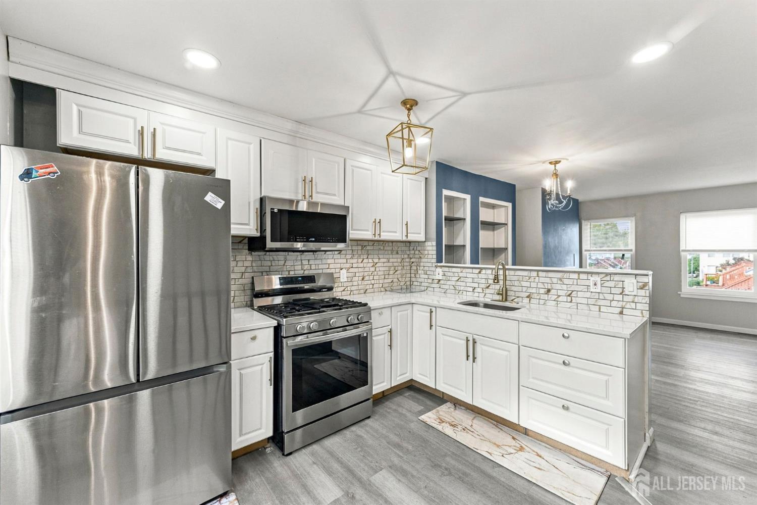 129 Fulton Court New Brunswick NJ 08901