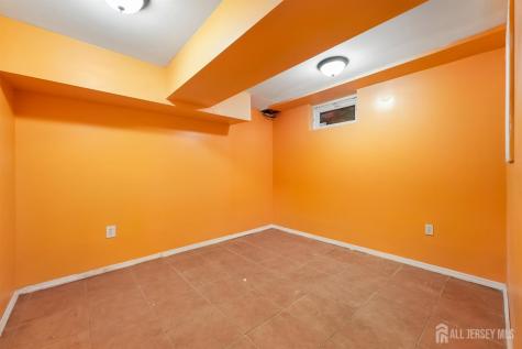 9 Chipwood Lane North Brunswick NJ 08902