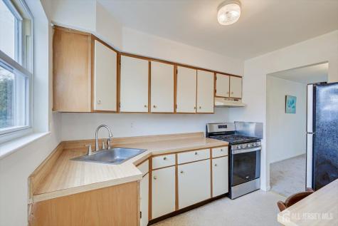 112 Redbud Road Piscataway NJ 08854
