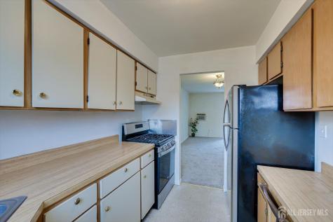 112 Redbud Road Piscataway NJ 08854