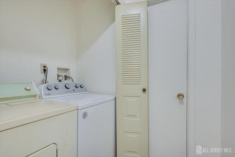 112 Redbud Road Piscataway NJ 08854