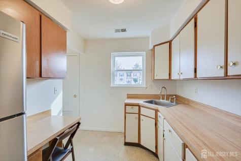 112 Redbud Road Piscataway NJ 08854