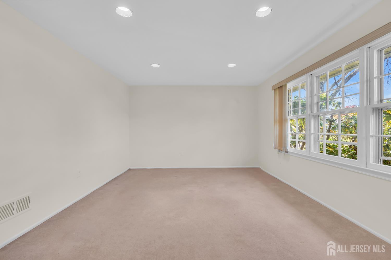 30 Hamilton Lane Plainsboro NJ 08536