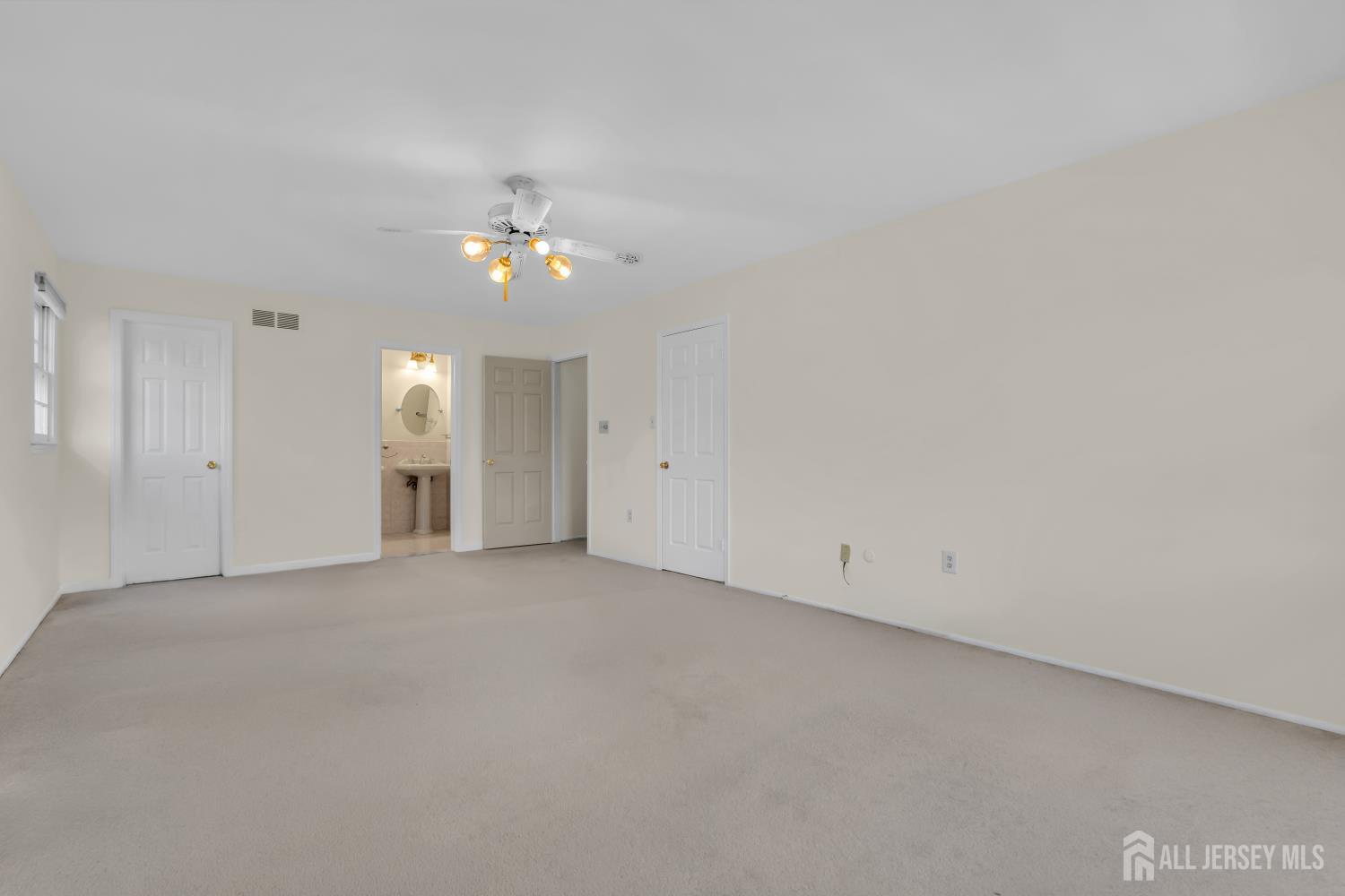 30 Hamilton Lane Plainsboro NJ 08536